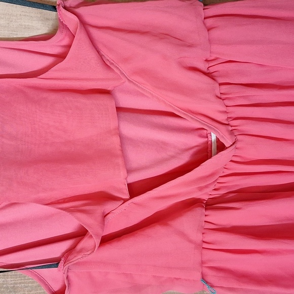 CITY TRIANGLES PINK DRESS SIZE LARGE - Picture 3 of 6